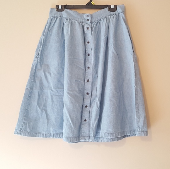 Madewell Dresses & Skirts - Madewell Button Down Denim Skirt with Pockets